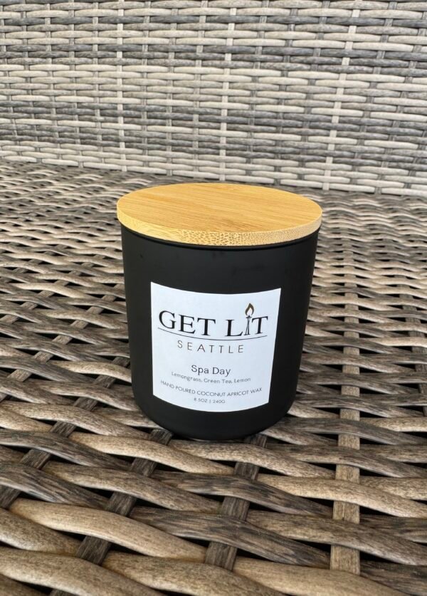 Spa Day 8.5oz Candle - Seasonal